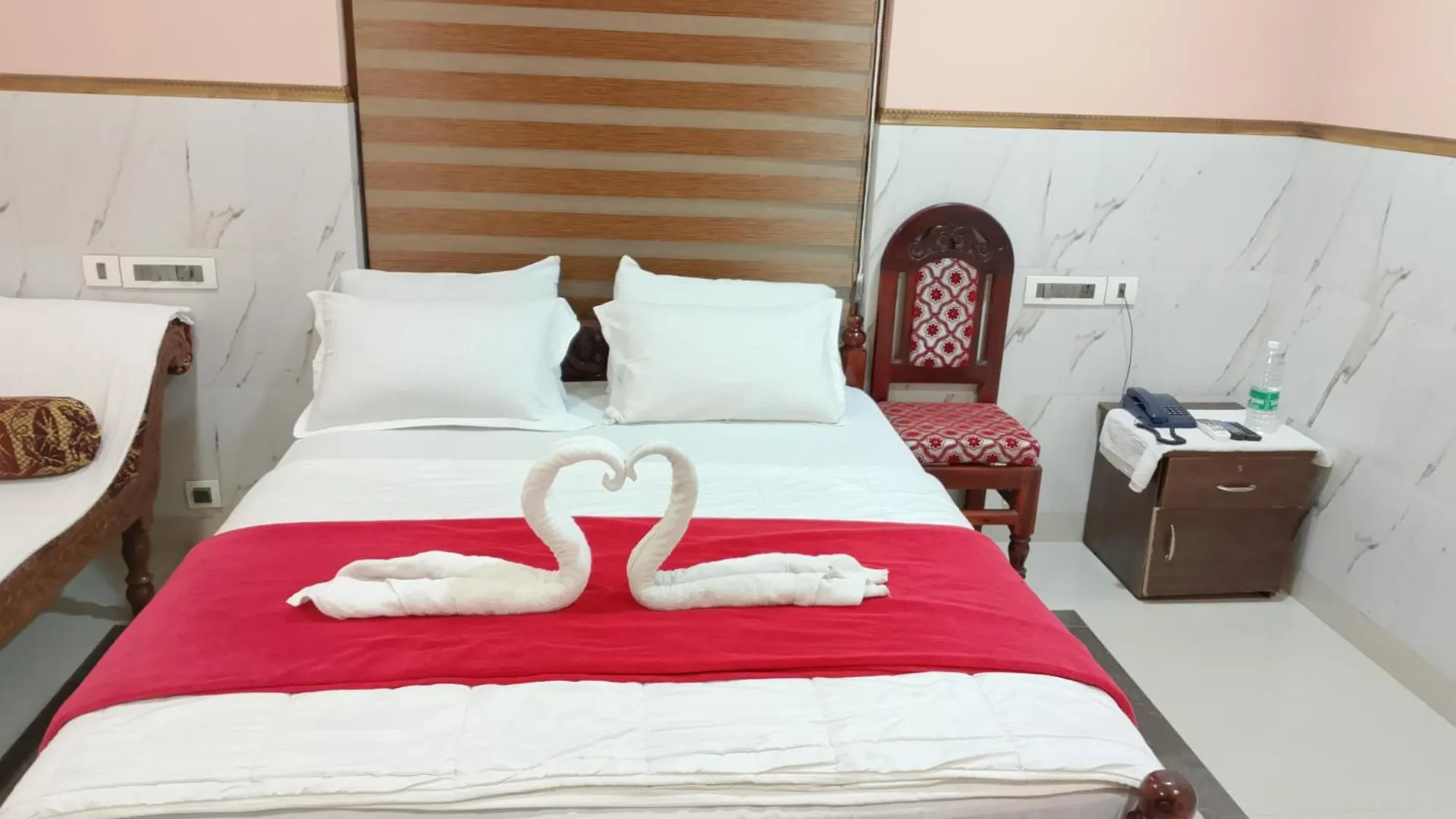 Town Gate Dream Palace International كوفالام فندق